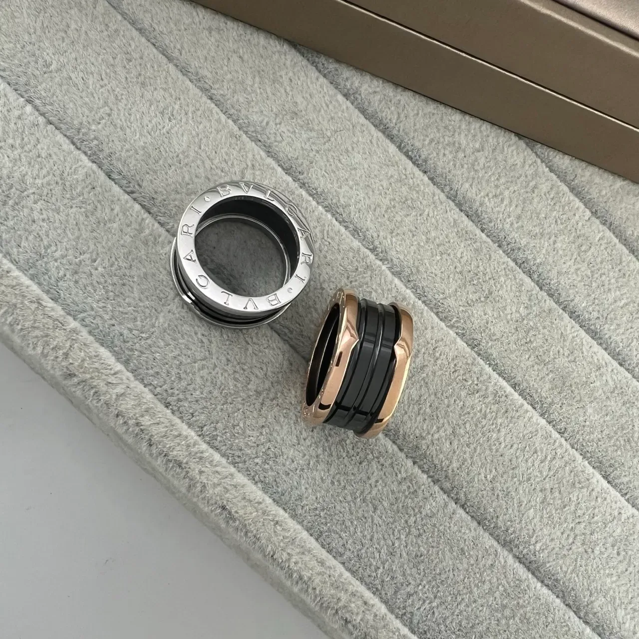Bvlgari B.zero1 Multi-Band Ceramic and Metal Rings 3