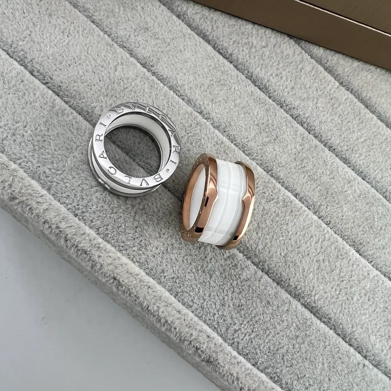 Bvlgari B.zero1 Multi-Band Ceramic and Metal Rings 4