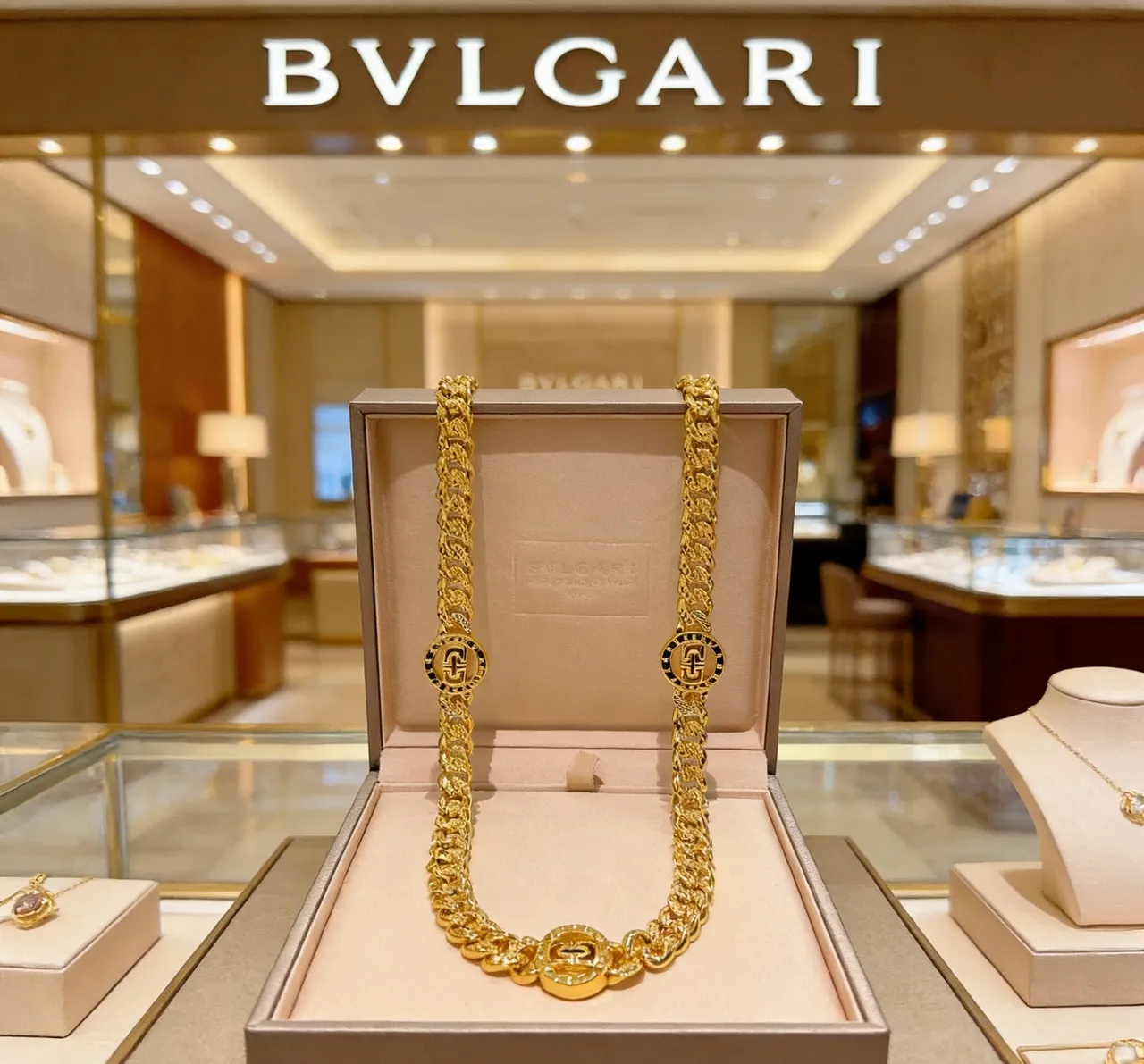 Bvlgari B.zero1 Roc Triple Médaillon Or Collier 6