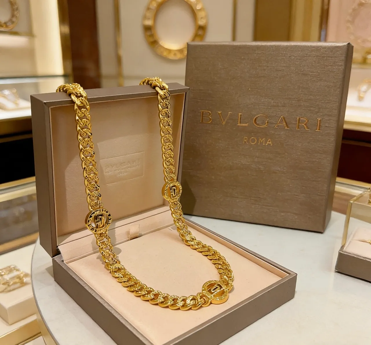 Bvlgari B.zero1 Roc Triple Médaillon Or Collier 9