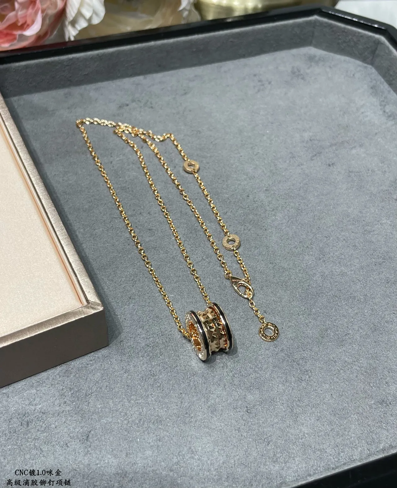 Bvlgari B.zero1 Or Rose Bezels Cylindriques Pendentif Colliers 5