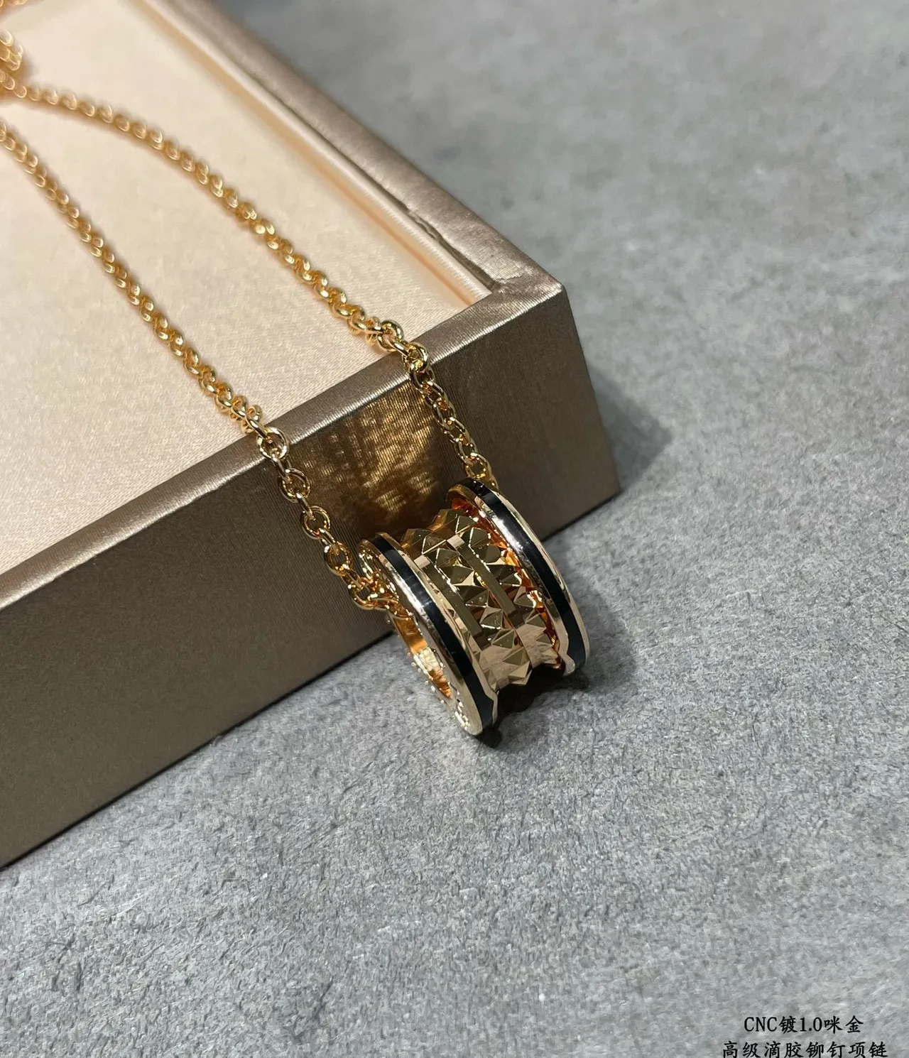 Bvlgari B.zero1 Or Rose Bezels Cylindriques Pendentif Colliers 8