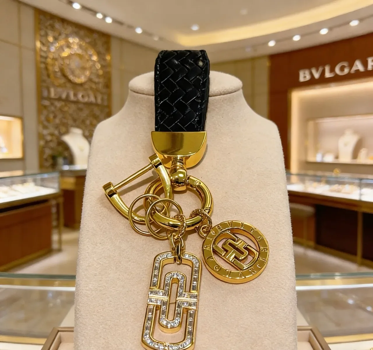 Bvlgari Bracelet cuir tressé or noir métal poli 3
