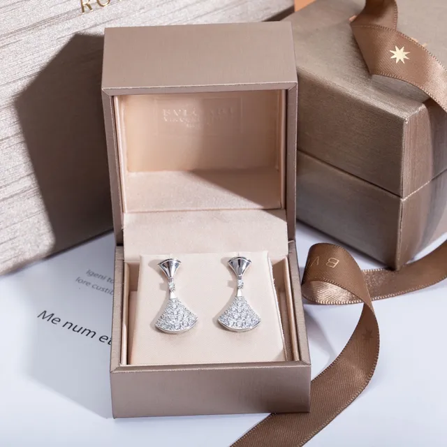 Bvlgari Divas' Dream Fan-Shaped Pavé Diamond Earrings 7