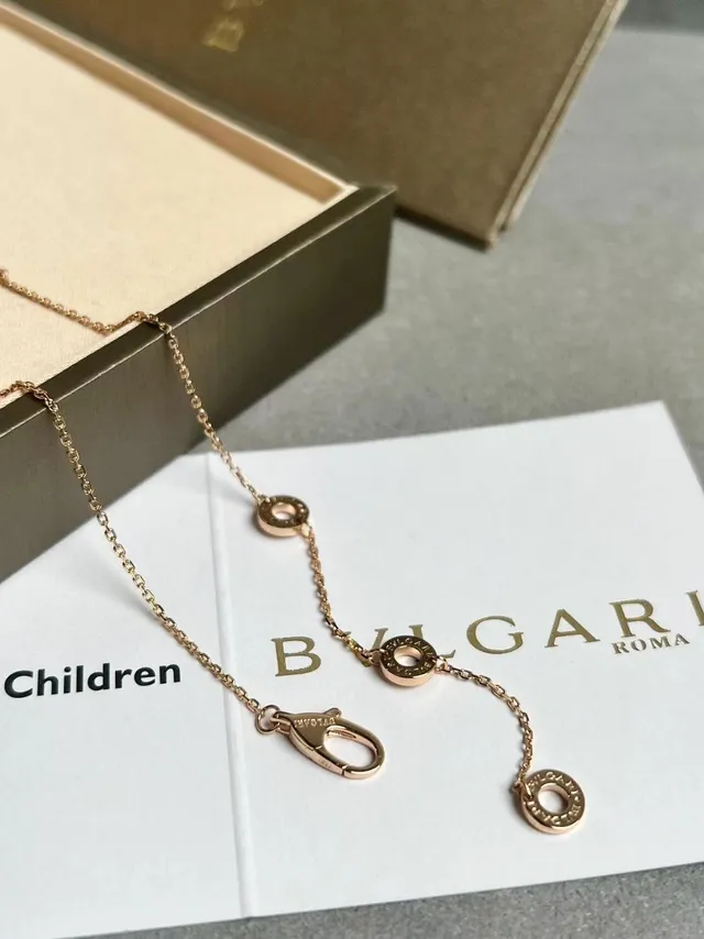 Bvlgari Divas' Dream Collier pendentif en éventail émaillé rouge 8