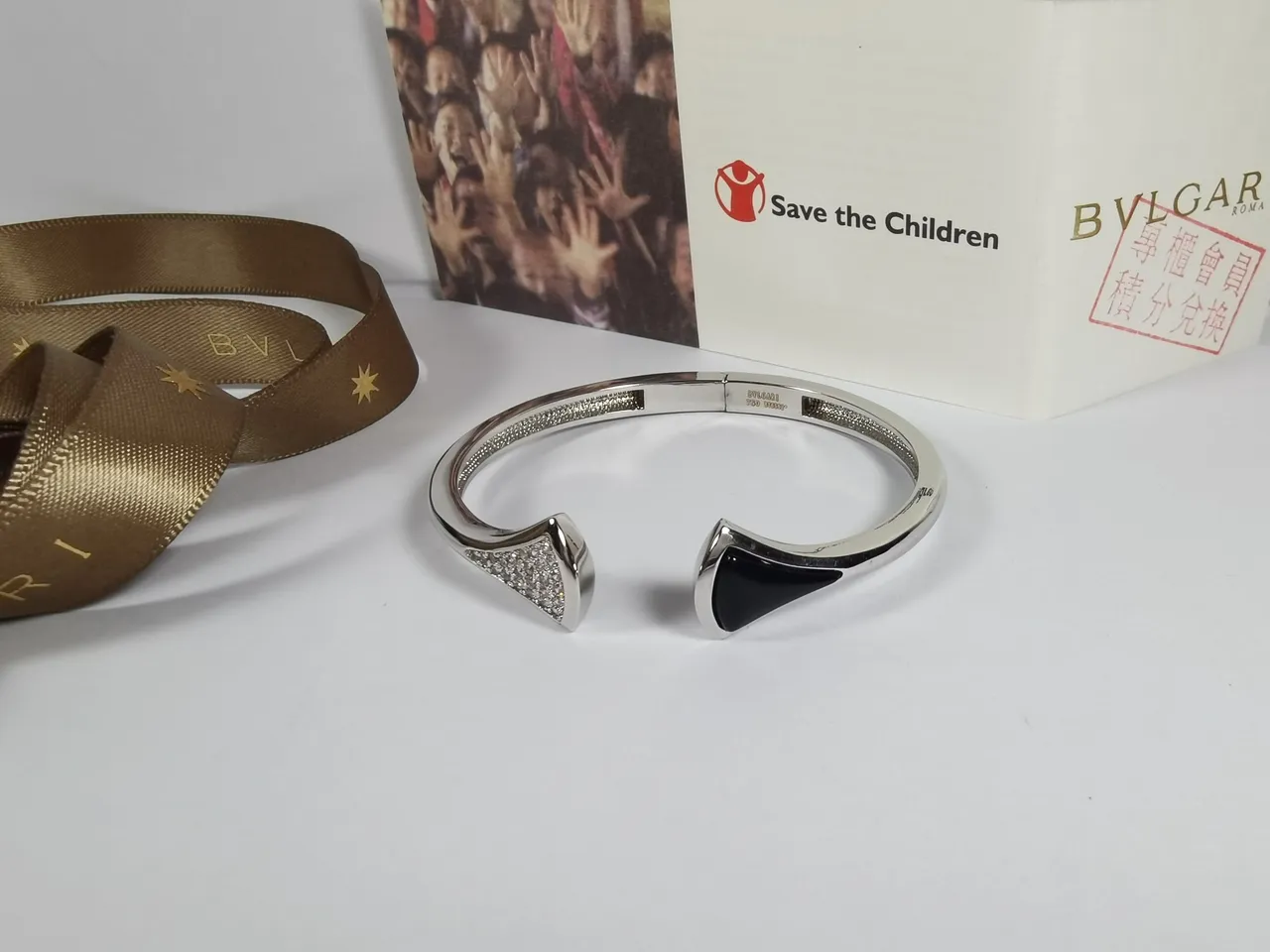 Bvlgari ذهب أسود سوار مفتوح نهايات السهم 8