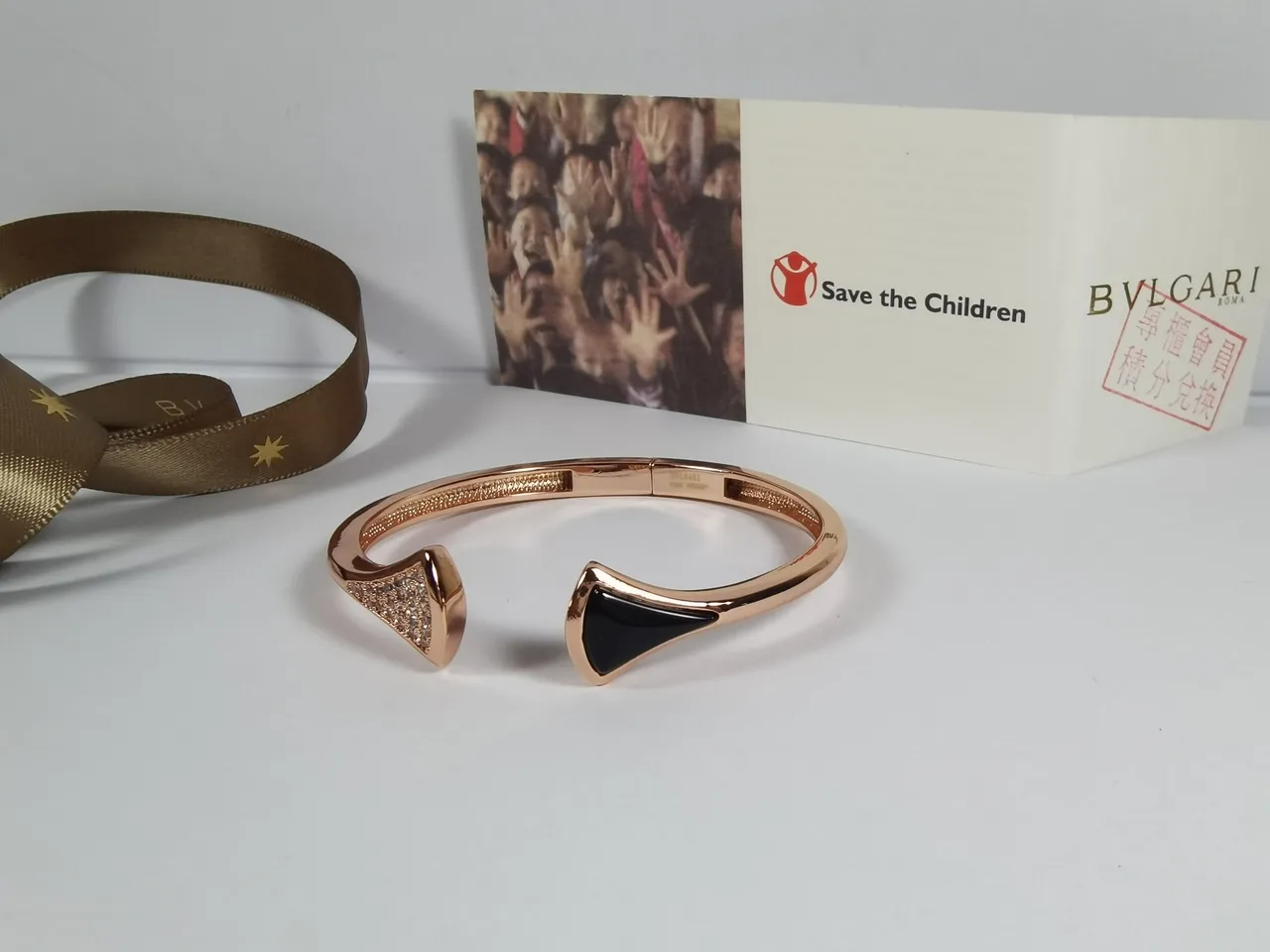 Bvlgari ذهب أسود سوار مفتوح نهايات السهم 9