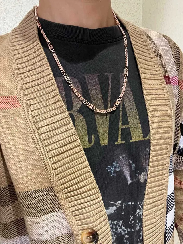 Bvlgari Or Rose Noire Chaîne Curb Détail de Maillon Monogramme Collier 4