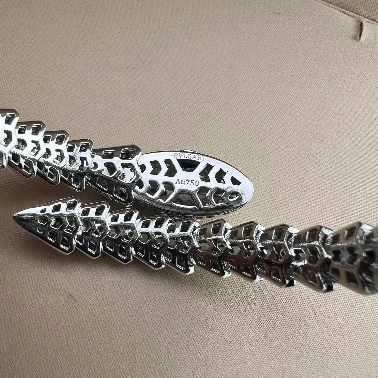 Bvlgari Serpenti Bracelet Or Argent Serpent Enroulé Diamants Pavé 2
