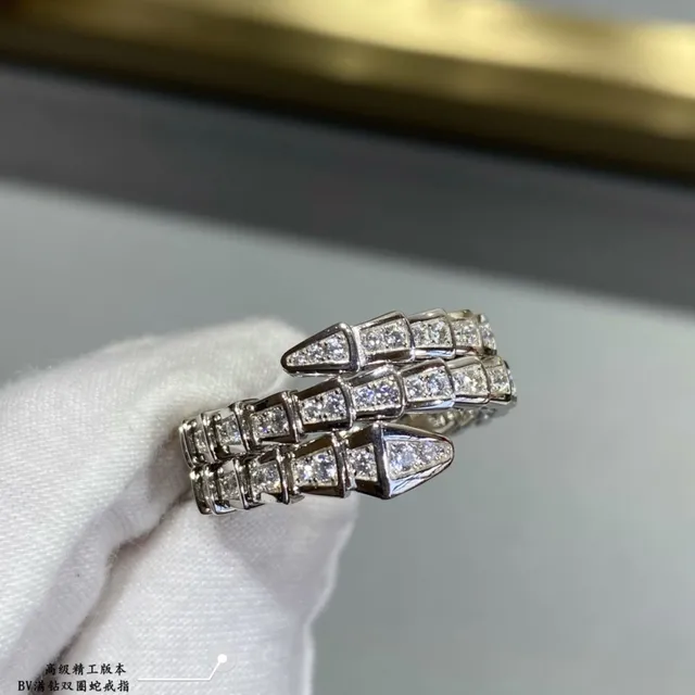 Bvlgari Serpenti Bague or et argent à coil serpentine pavé-set de diamants 3