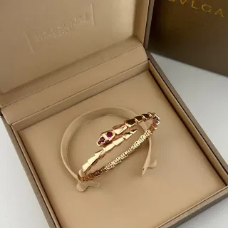 Bvlgari Serpenti गुलाबी सोना रूबी आंख सांप ब्रेसलेट