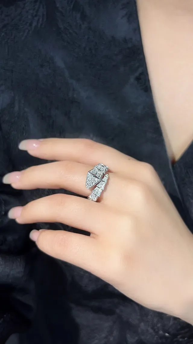 Bvlgari Argent Blanc Bague Bande Géométrique Articulée Pavé-Set Pierres Claires 2