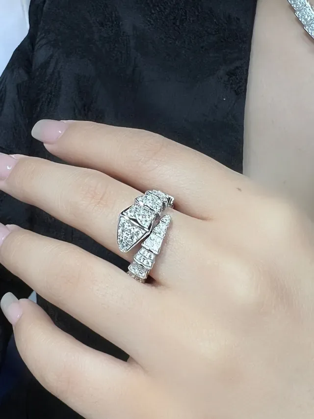 Bvlgari Argent Blanc Bague Bande Géométrique Articulée Pavé-Set Pierres Claires 7