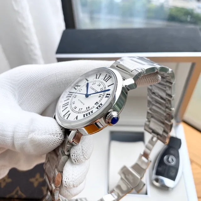 Cartier Ballon Bleu Argent Blanc Rond Acier Inoxidable Boîtier Aiguilles Bleues en Forme d'Épée Montre Mécanique 4