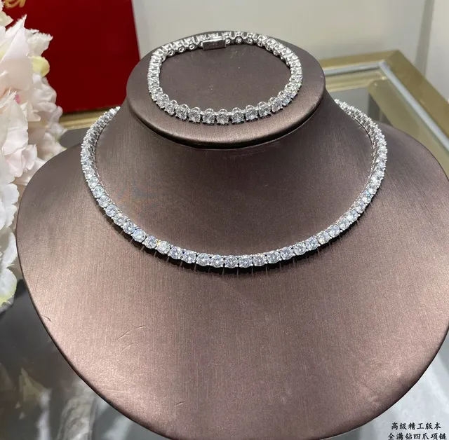 Cartier Full-Pavé Quatre Griffes Collier Tennis 4