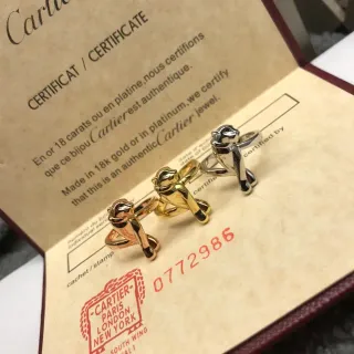 Cartier Anillo Motivo Pantera Escultórico de Oro y Plata