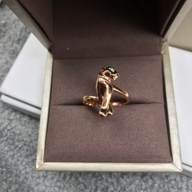 Cartier Bague Motif Panthère Sculpturale en Or et Argent 2