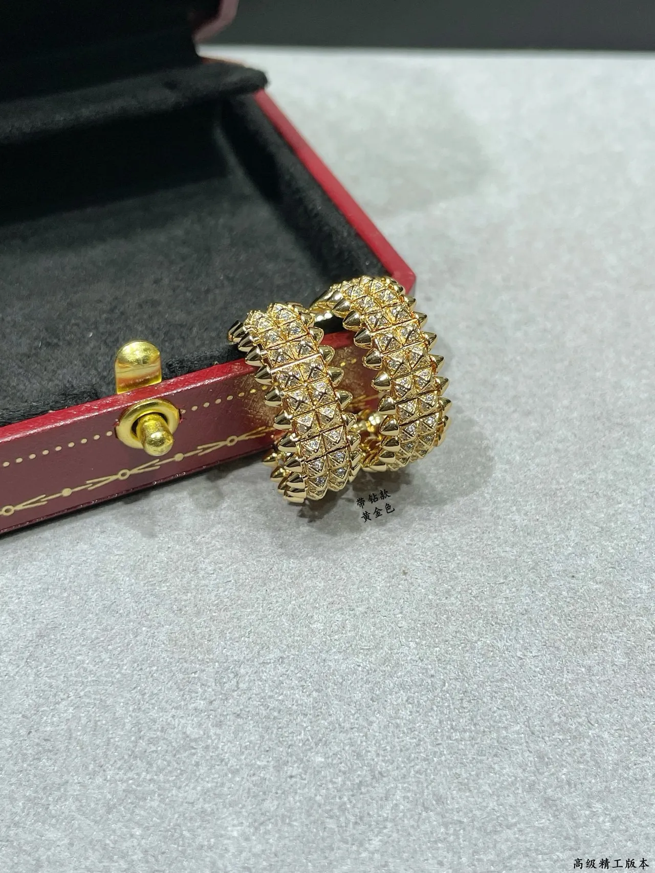 Cartier Juste un Clou boucles d'oreilles créoles piquetées pavé 3