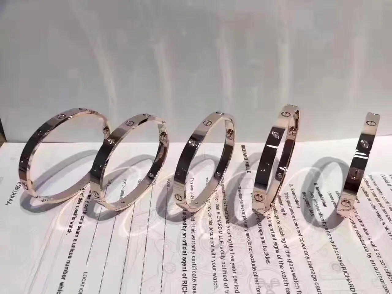 Cartier Love Bracelet noir et or motif vis émail ou cuir 7