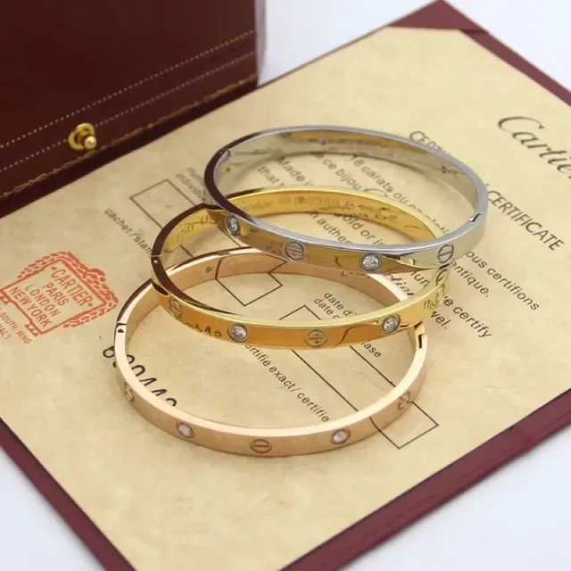 Cartier Love Bracelet Or Rose Gold Argent Empilables Motif Vis Cristal Bracelets 5