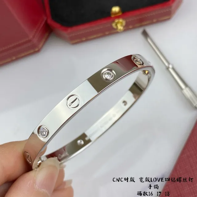 Bracelet Cartier Love Or Multi-Tons Motif à Vis Pierres Pavées 3