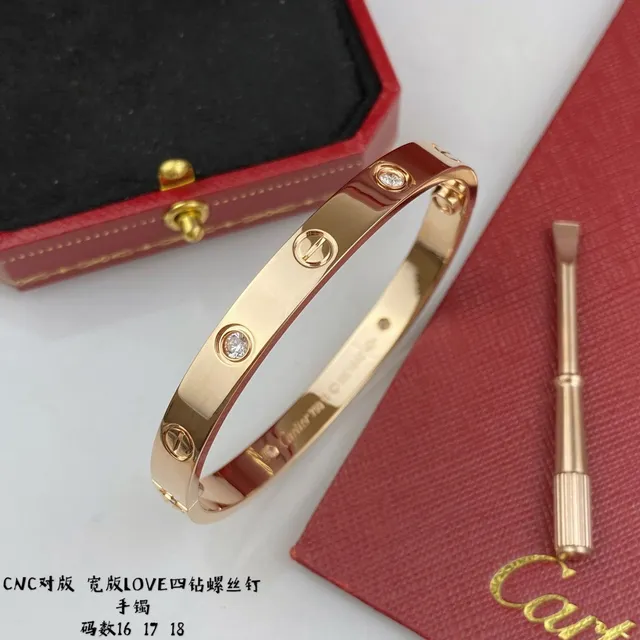Bracelet Cartier Love Or Multi-Tons Motif à Vis Pierres Pavées 6