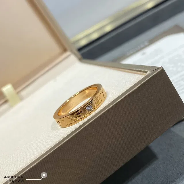 Cartier Love Bagues Or Jaune et Or Blanc Empilables 5