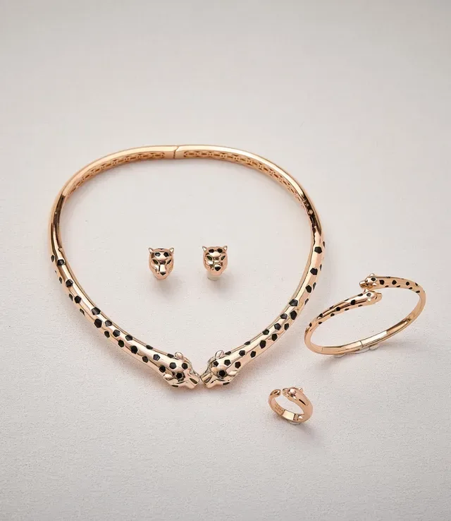 Cartier Panthère Tête de Panthère Émaillée Tachetée Manchette Ouverte 4