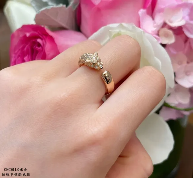 Bague Cartier Panthère Or Argent Bande Ouverte Motif Panthère 9