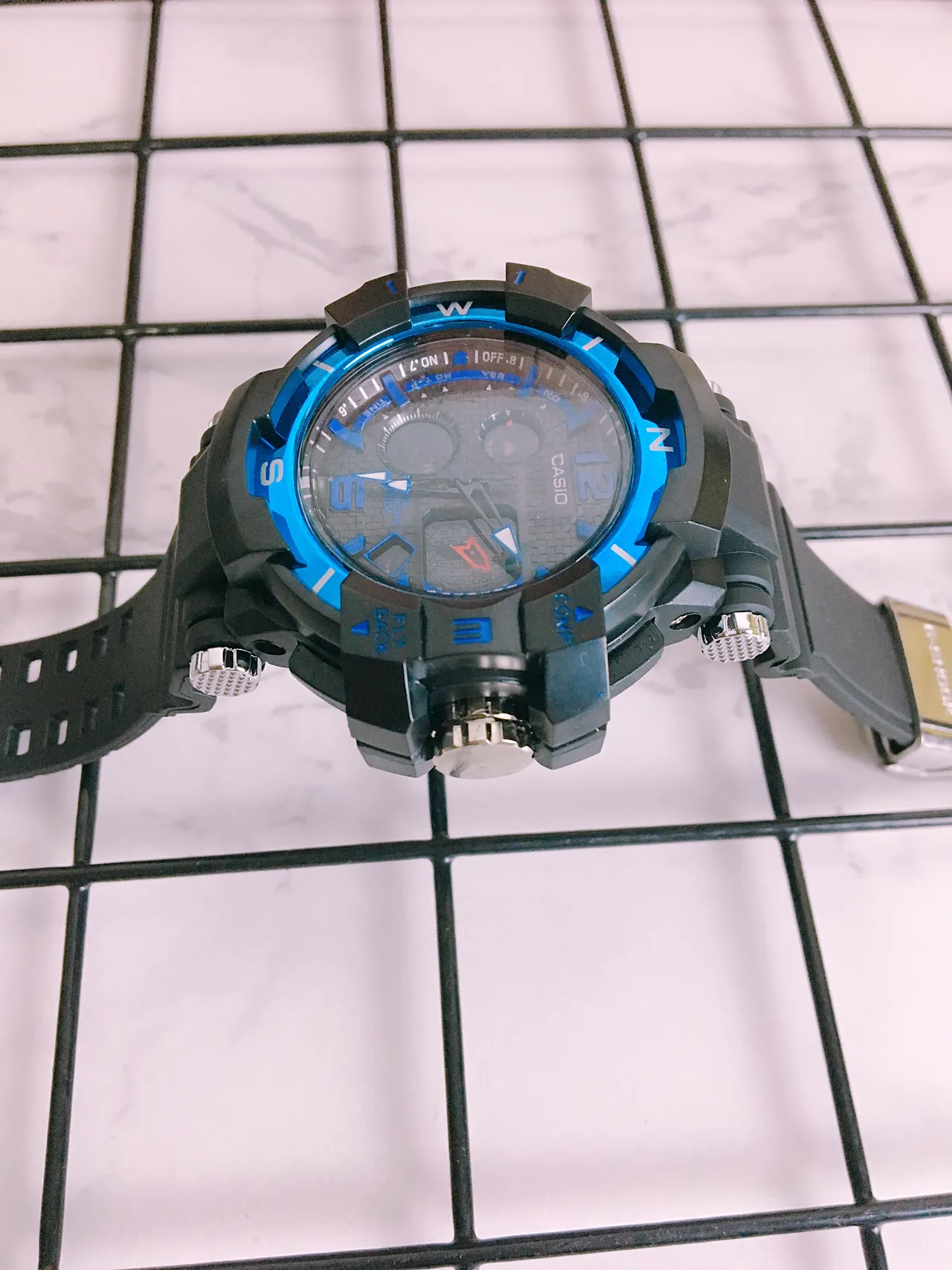Casio Black Blue Rugged Resin Construction Bold Bezel Watch 3