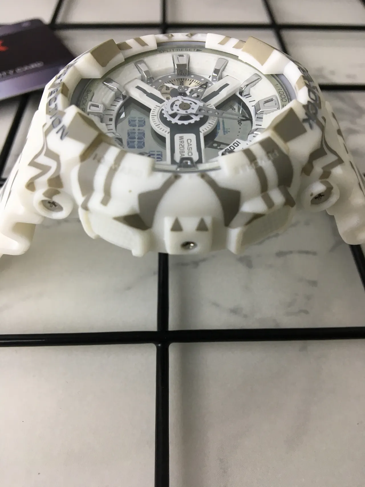 Casio G-Shock GA-110 Camouflage White Gray Sports Watch 4