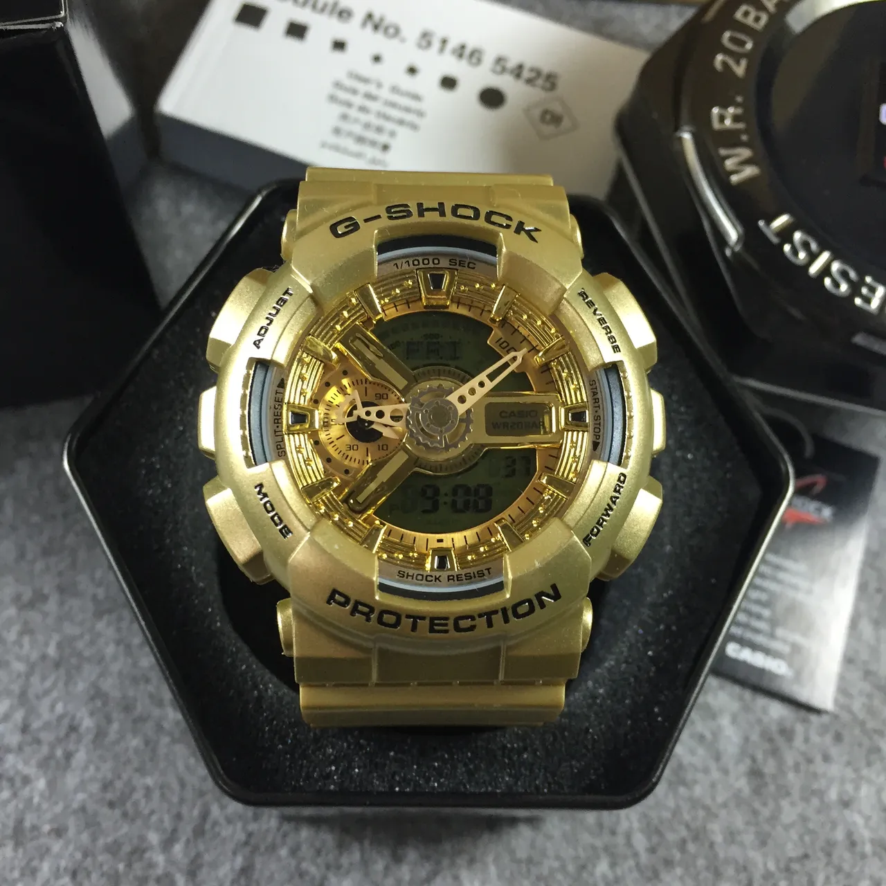 Casio G-Shock GA-110 Montre de sport Analogique-Digitale dorée 12