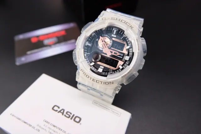 Casio G-Shock GA-2100 Montre de sport en résine transparente 4