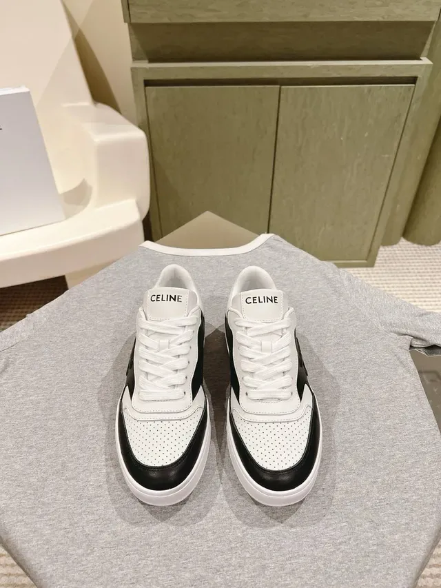 Celine CT-01 Z Trainer حذاء رياضي أسود وأبيض بنمط الحياة 2