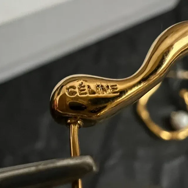Celine Boucles d'Oreilles Perle avec Anneau Tordu Doré 2