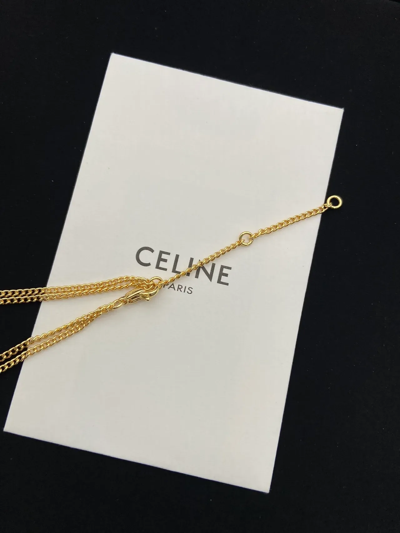 Celine Triomphe Collier Chaîne Or Blanc Pendentif Ovale Logo 2