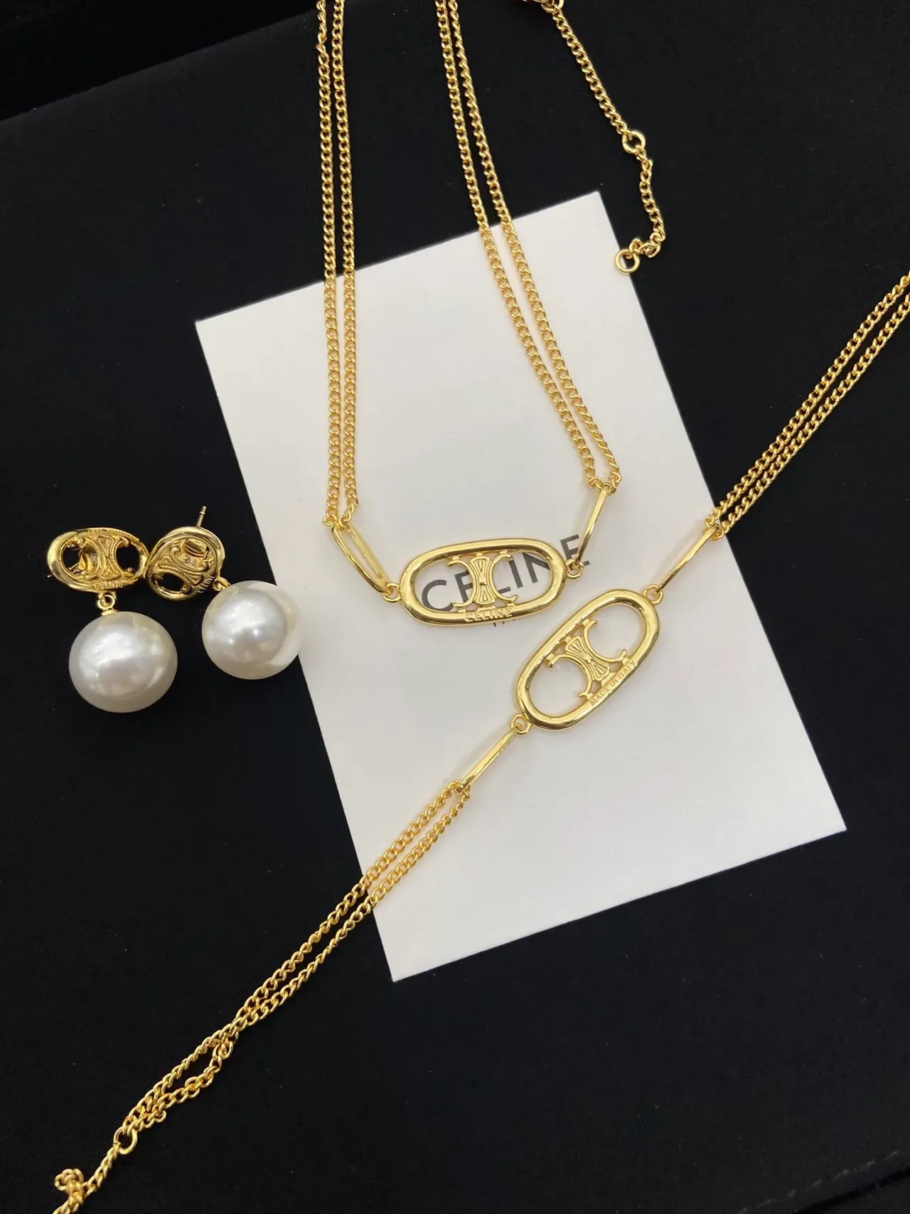 Celine Triomphe Collier Chaîne Or Blanc Pendentif Ovale Logo 9