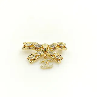 Chanel Bow-Shaped Crystal-Embellished Gold-Tone CC Logo Brooch