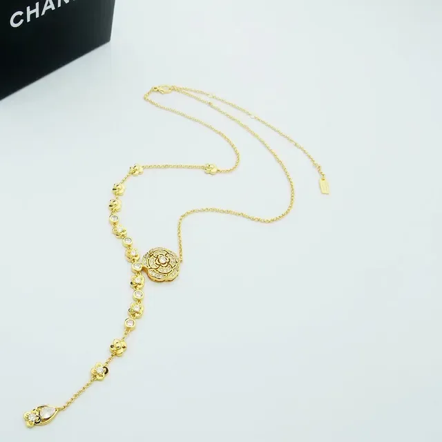 Colar Chanel Camélia Prata Branco Motivo Floral Camélia Pedras Pavé-Set 4