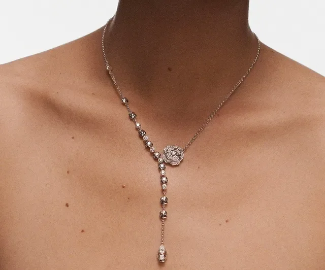 Colar Chanel Camélia Prata Branco Motivo Floral Camélia Pedras Pavé-Set 8
