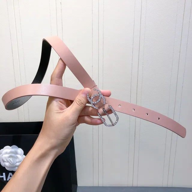 Chanel CC ceinture rose poussière ornée de cristaux en cuir 4
