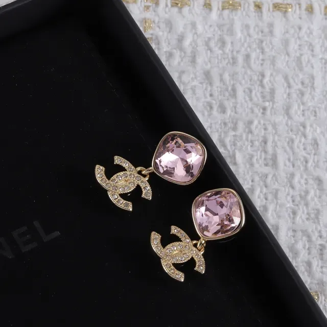 Chanel CC Drop Brincos Dourado Rosa com Cristais Cushion-Cut e Pavé com Logo 4