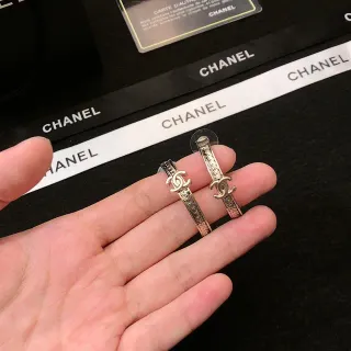 Chanel CC 圆环耳环 黄金 黑色 金属 Interlocking Logo