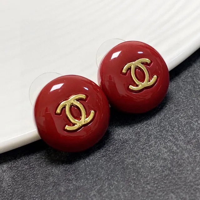 Chanel CC Logo Stud Red Gold Glossy Enamel Interlocking Earrings 3