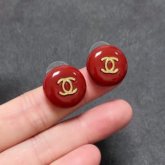 Chanel CC Logo Stud Red Gold Glossy Enamel Interlocking Earrings 4