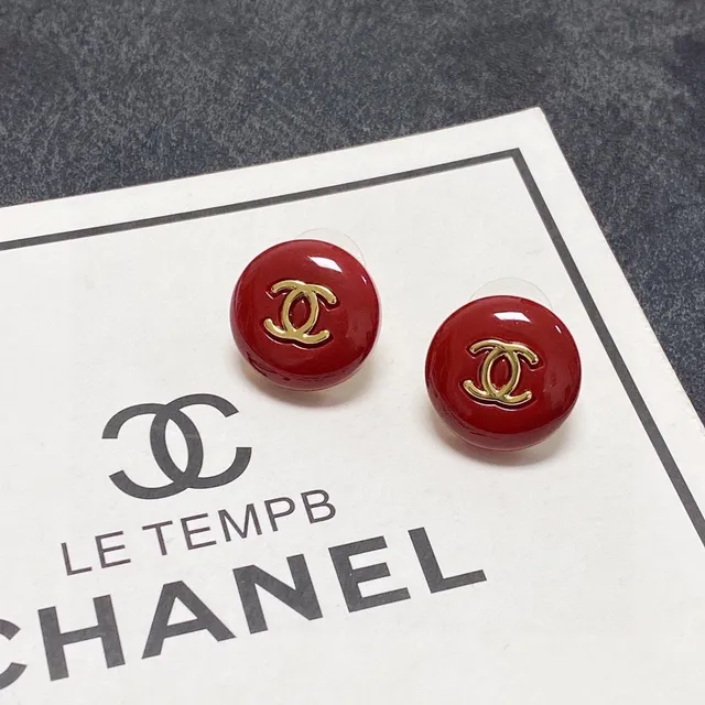 Chanel CC Logo Stud Red Gold Glossy Enamel Interlocking Earrings 5