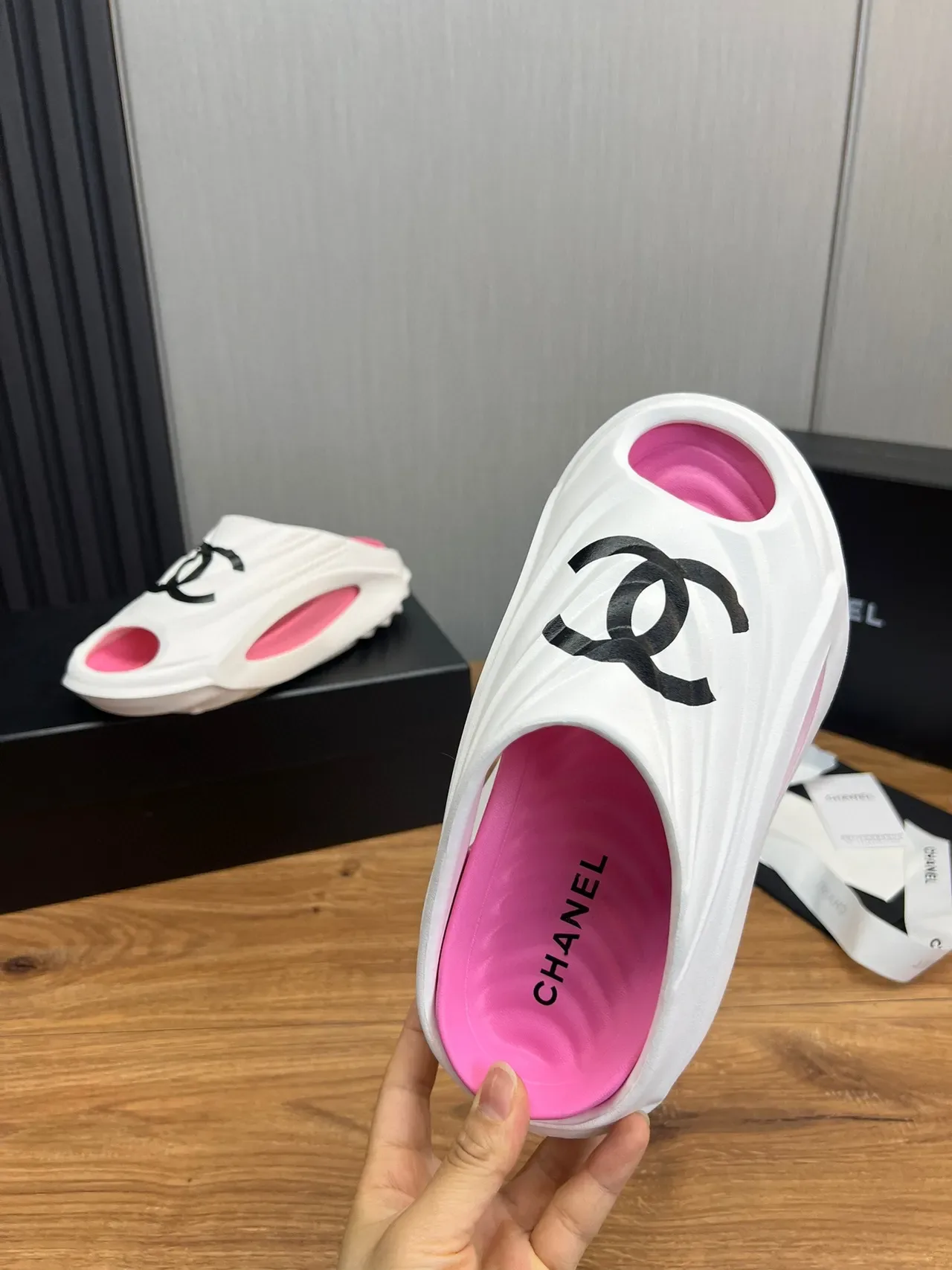 Chanel CC Slide White and Pink Slippers 5