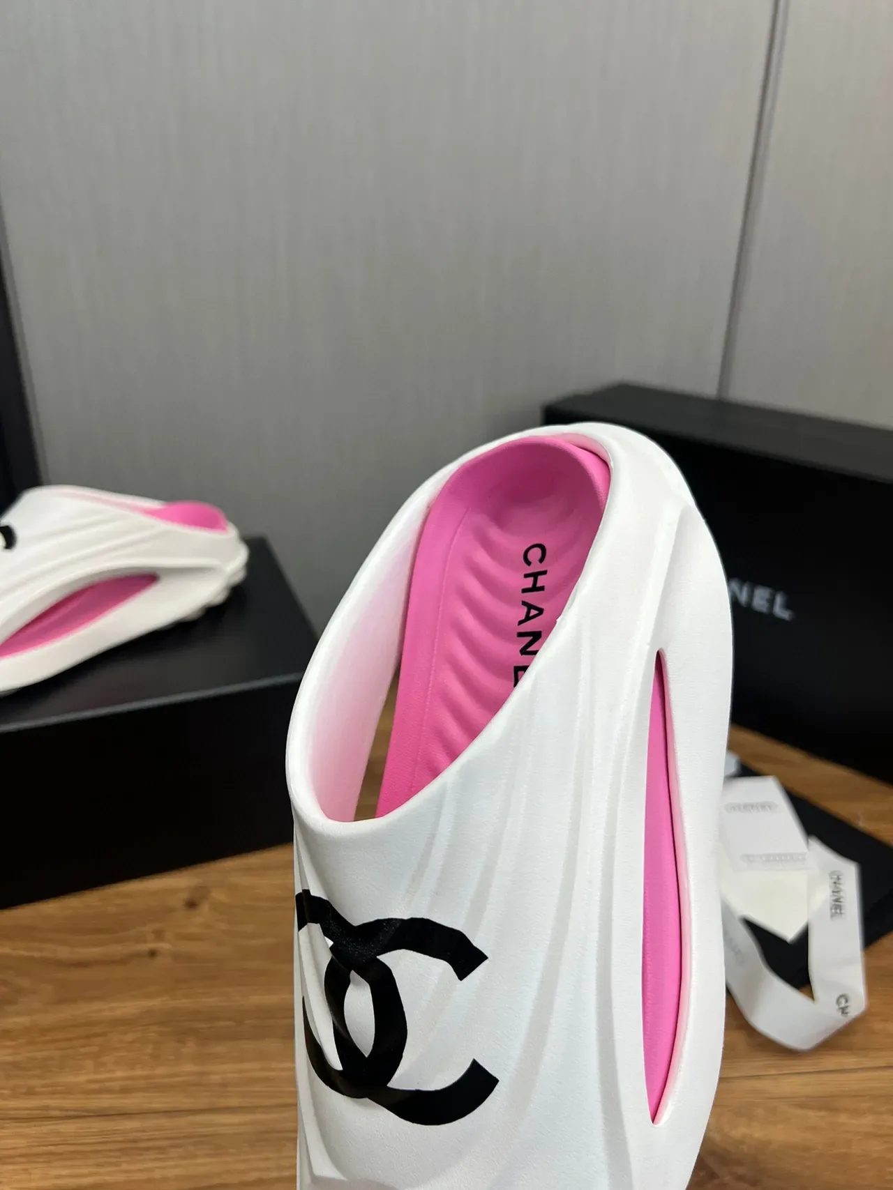 Chanel CC Slide White and Pink Slippers 8