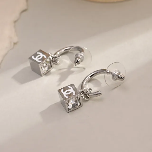 Chanel Cube Pendant Necklace Gold and Silver Tone Necklaces 2