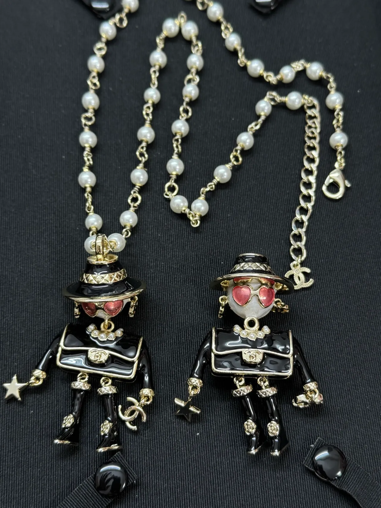 Chanel Figurine Pendant Black White Pearl-and-Metal Chain Figural Enamel Necklace 3
